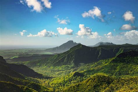 The Ultimate Guide to Choosing the Best Hiking Trails in Mauritius