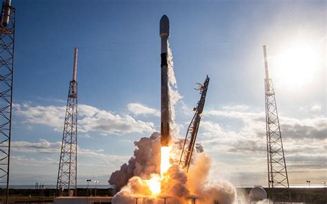 SpaceX Starlink Constellation Grows to 240 Satellites : r/rocketrundown