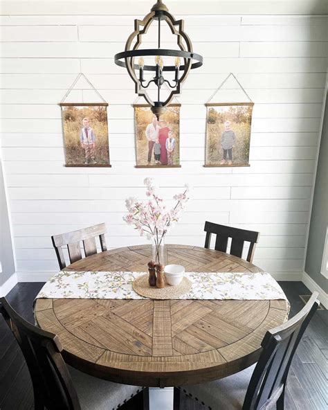 35 Farmhouse Table Runners to Put Your Tablescape on Fleek