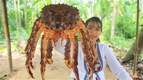 Yummy cooking 250$ GIANT King Crab recipe - Cooking skill - YouTube