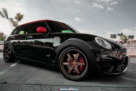 Mini Cooper Clubman R55 Black Rays Volk TE37 Wheel | Wheel Front