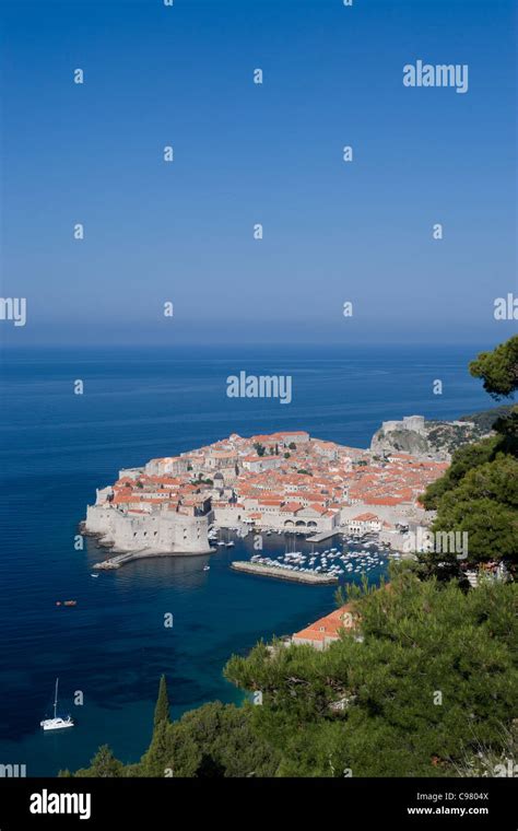 Dubrovnik: view of old town Stock Photo - Alamy