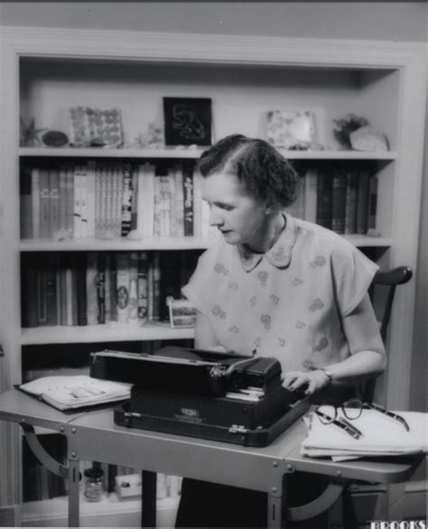 Rachel Carson Biography | Natural Sciences | PLU