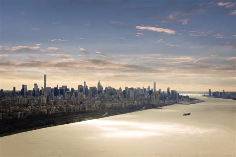 Helicopter Ride to NYC - ELAINE GRIFFIN PHOTOGRAPHY