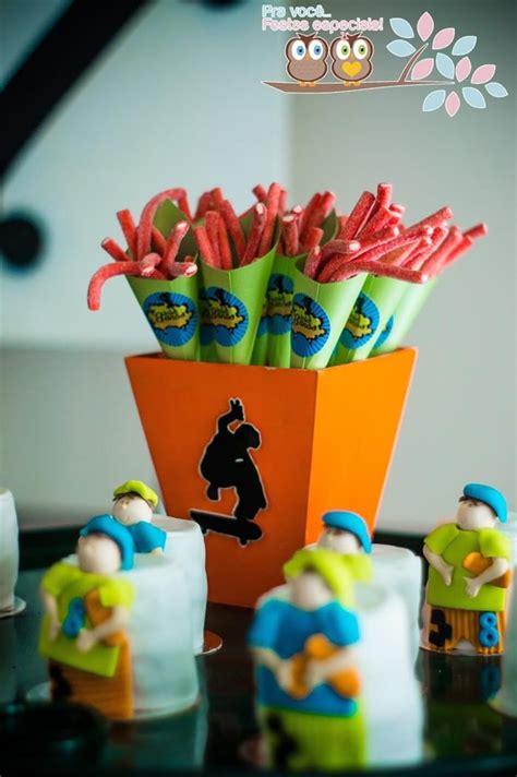 Skater Skate Park Party Planning Ideas Supplies Idea Extreme Sports | Skateboard birthday party ...