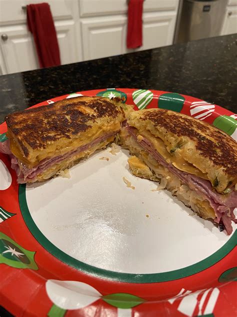 Made this delicious Reuben sandwich. : r/eatsandwiches