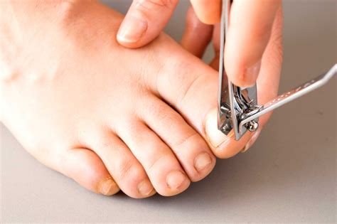 Diabetic Foot Care: Tips for Healthy Feet With Diabetes | Reader's Digest