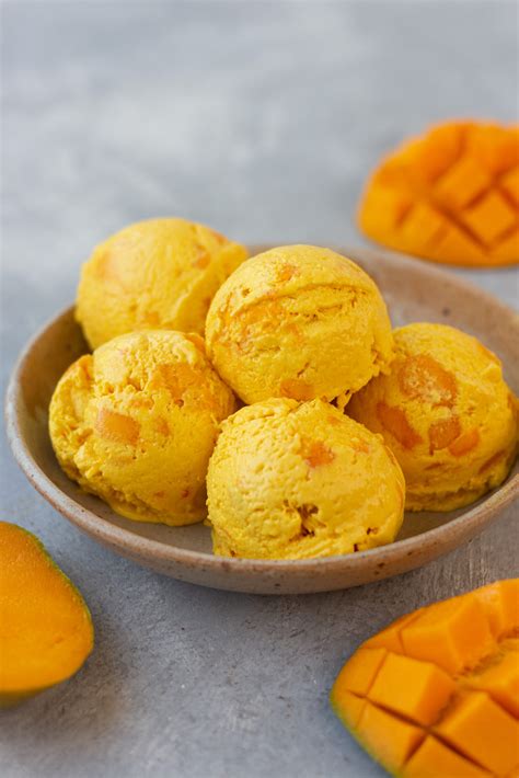 mango ice cream - Bake with Shivesh