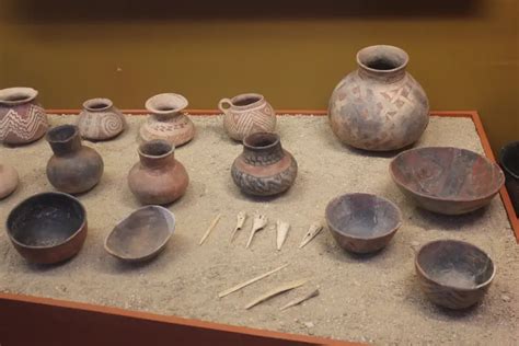 What is Native American Clay Pottery? - Spinning Pots