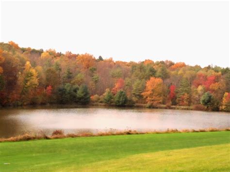 Hudson Valley Resort & Spa: Fall Foliage at Hudson Valley Resort