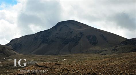 Volcanes Cerro Negro y Chiles, fronterizos con Colombia, registran ...