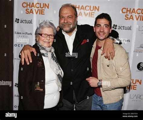 Eric Dupond-Moretti avec sa mere et son fils a l'after party du film ...