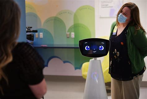 Robin the Robot programmed to smile at UMass Memorial Medical Center ...