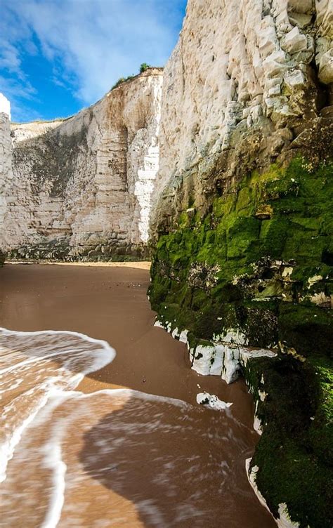 The cliffs and surf on Botany Bay Beach in Kent, England | Botany bay, Incredible places, Places ...