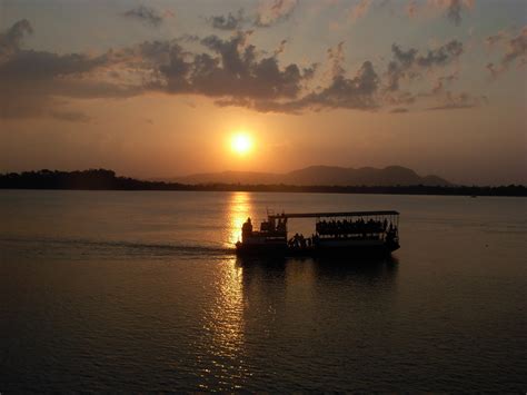 River World: BRAHMAPUTRA IN ASSAM