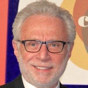 Wolf Blitzer - Bio, Facts, Family | Famous Birthdays