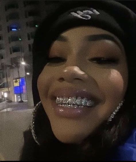 Champsconnects on Twitter | Pretty teeth, Icy girl, Girl grillz