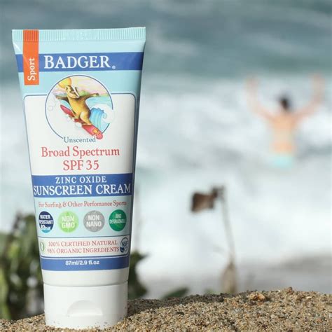 Reef-safe sunscreens that don't contain oxybenzone and octinoxate ...