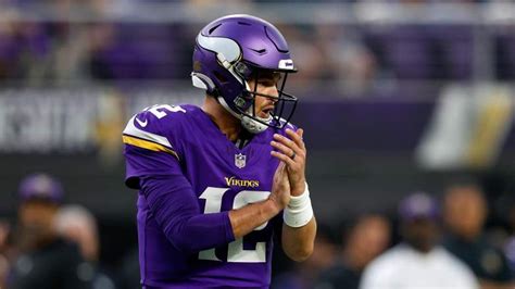 Veteran QB Named Favorite to Replace Vikings' Josh Dobbs