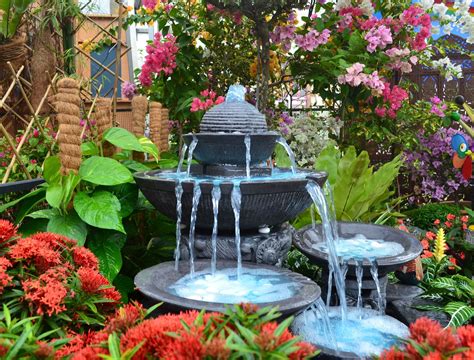 6 Water Feature Ideas for Your Garden