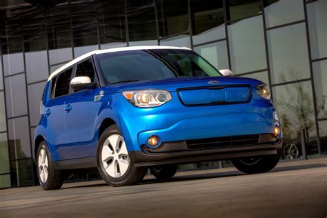 2016 Kia Soul EV Lineup Expanded With EV-e Grade, starts at $31,950 - autoevolution