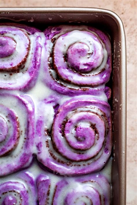 Fluffy and Moist Ube Cinnamon Rolls - Cooking Therapy Sweet Breakfast ...