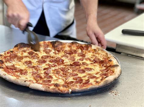 What you knead to know: New York style pizza