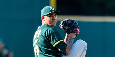 Sean Manaea, Athletics beat Indians