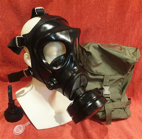 The Italian M90 kit : r/gasmasks