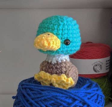 Little mallard duck - Free amigurumi pattern