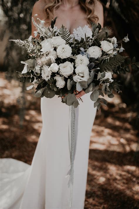 This Quail Ranch Wedding was Dripping with California Sunshine and Dusty Blue Hues - Junebug ...