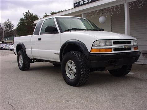 Chevrolet S10 ZR2 1998 1GCCT19W9WK244180 Photos