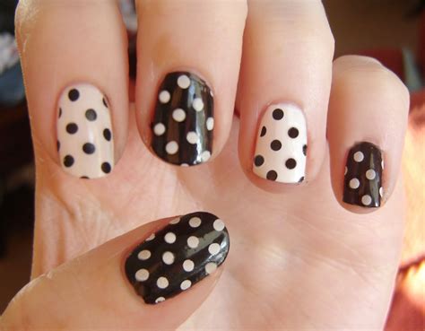 Cute Polka Dot Nail Art Tutorial