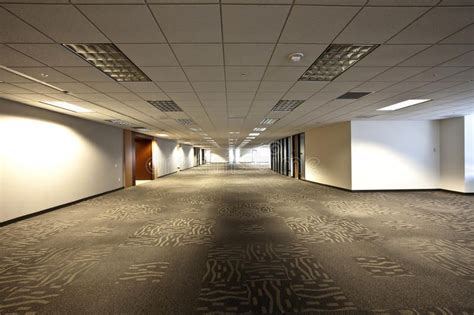 Empty Office Space? Get Profit Now - Entrepreneur's Diaries: Chronicles of Success