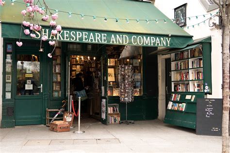 Shakespeare in Paris - Active City Travel