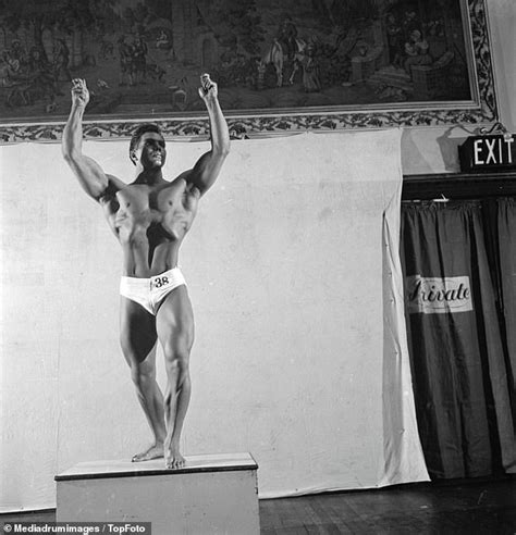 Sean Connery pre-James Bond at the 1953 Mr Universe competition in ...