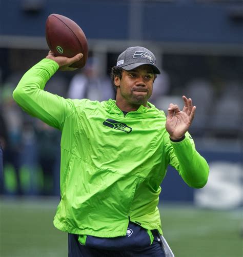 Seahawks quarterback Russell Wilson says he feels great, will start ...