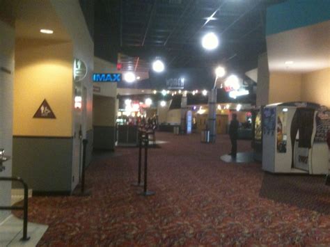 Phoenix Theatres Lennox Town Center 24 in Columbus, OH - Cinema Treasures