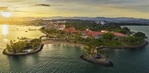 About Shangri-La's Tanjung Aru Resort and Spa Kota Kinabalu | Beach ...