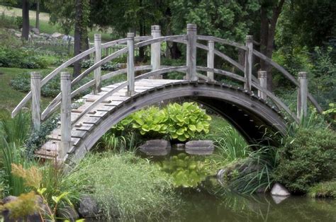 49 Backyard Garden Bridge Ideas and Designs (PHOTOS) | Backyard bridges ...