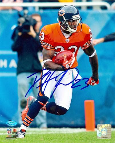 Devin Hester autographed 8x10 Photo (Chicago Bears)