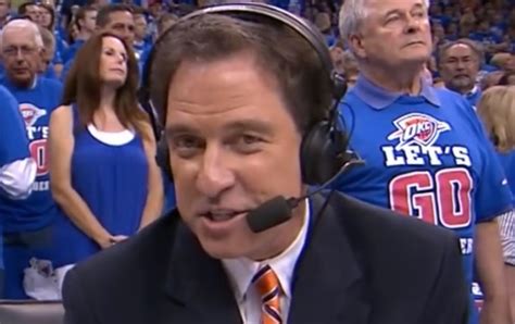 Video: Kevin Harlan calls preseason NBA game from his basement