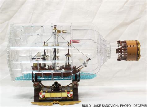 LEGO IDEAS - Ship In A Bottle, The Flagship Leviathan.