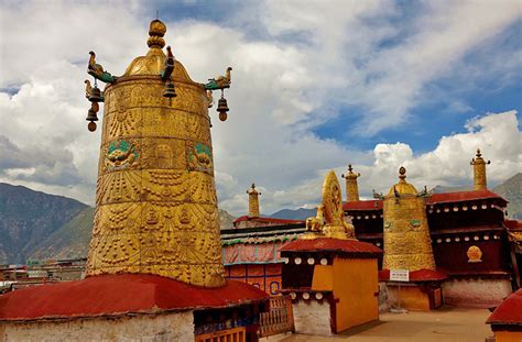 Jokhang Temple’s tours, attraction, map, transportation and travel tips ...