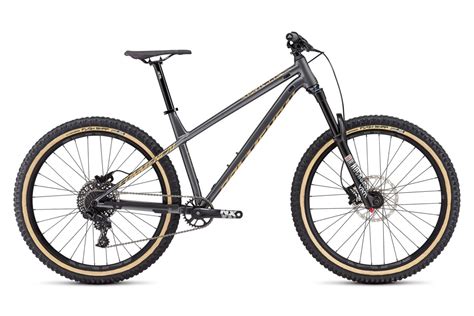 The 10 Best Hardtail Mountain Bikes Under $2,000 | BIKE Magazine