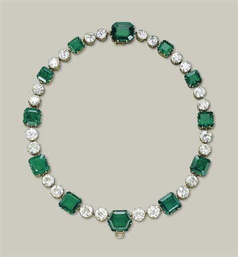 A MAGNIFICENT EMERALD AND DIAMOND NECKLACE, BY CARTIER | Christie's