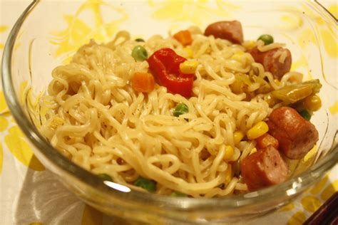 indomie with veggies | Nigerian food, Indomie, Food