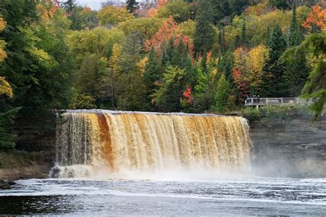 20 Beautiful Waterfalls In Michigan You HAVE To See