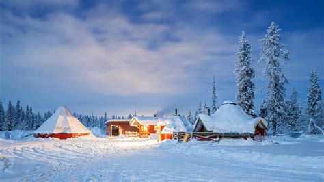 Spend Winters in Sweden Lapland & enjoy innumerous winter activities.