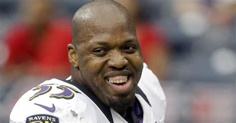 Ravens notes: Terrell Suggs signs four-year extension